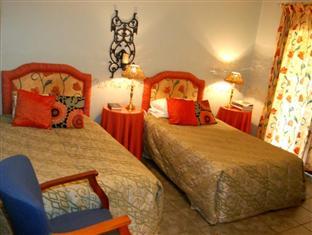 Bezuidenhout Guest House Malalane Exteriör bild